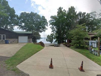 70 Hailey Ln