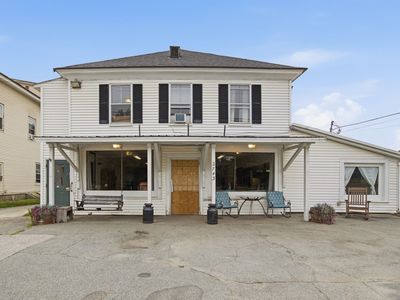2743 Dartmouth College Highway