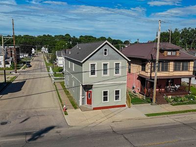 2498 Central Ave