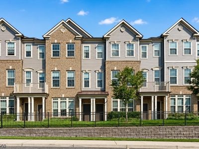 78 Leahy Dr