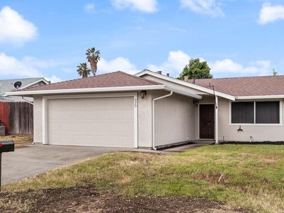 329 Redwood Ave