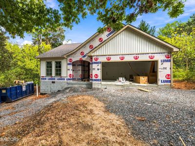 823 Gresham Rd