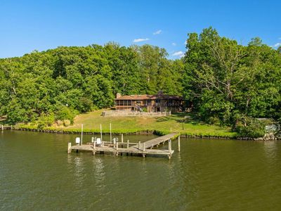 106 Shady Cove Ln