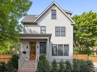 13 Hubbard Ave #13