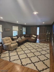 60 Washington Dr