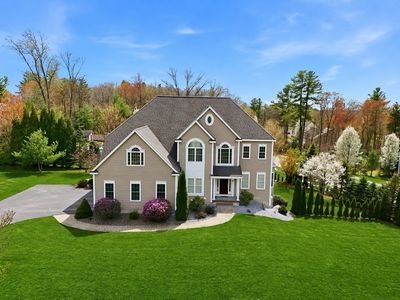 19 Crimson Dr