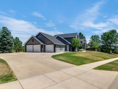 7120 Prestwick Rd