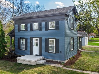 227 Emily St