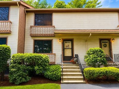 489 Turnpike St APT 5-6