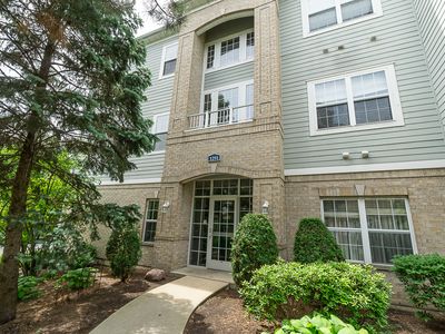 1291 W Lake St APT 103