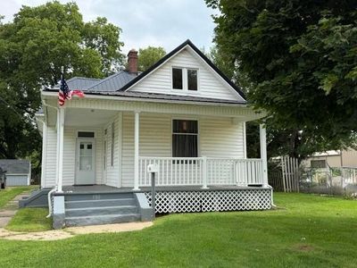 580 E Main St