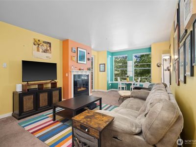55 Williams Avenue S #205