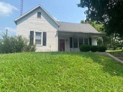 214 N Main St