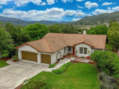 23425 Mountain Peak Rd