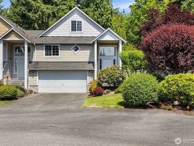 Property at 18211 58th Street Ct E, Lake Tapps, WA