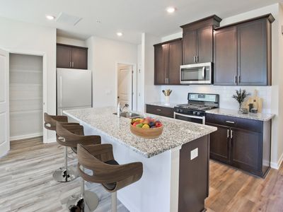 Carmine Plan, Oakwood Townes