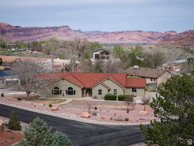 2473 Vista Grande St