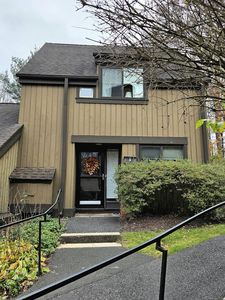 60 Heritage Village #B