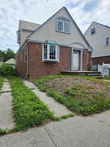 6439 Dieterle Cres
