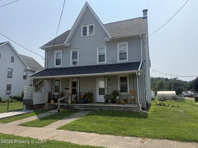 516-518 E 5th St