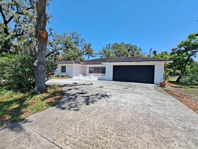 Property at 406 Bullard Pkwy, Temple Terrace, FL