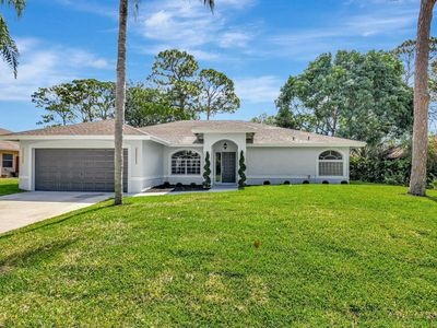 915 Sunflower Avenue