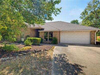 104 S Pleasant Ridge Dr