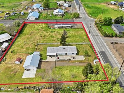 222905 E Bowles Rd