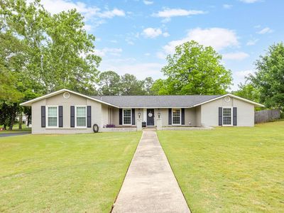 3401 Pontiac Dr