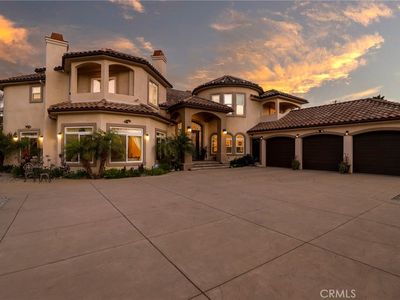 26905 Rolling Hills Ave