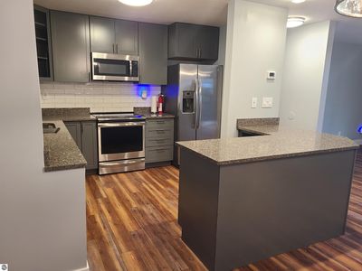 227 Fair St APT 3