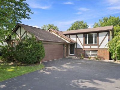 1478 N French Rd