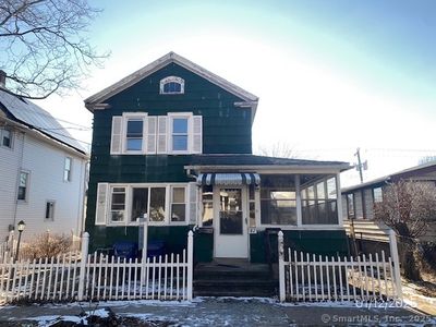 42 York St