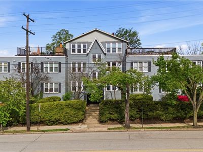 225 E Swissvale Ave