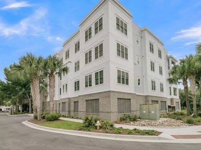 200 River Landing Dr Unit 107H