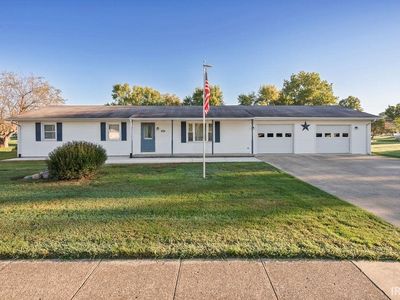 508 Holiday Dr