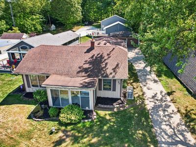 60 E Hickory Rd