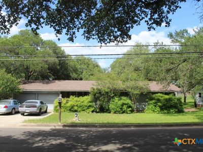 1306 Alamo St