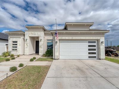 1412 S Waxahachie St