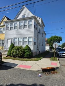 251 Speer Ave