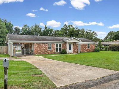 Property at 6571 Sandra Dr, Theodore, AL