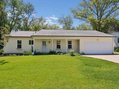 Property at 1702 13th St, Coralville, IA