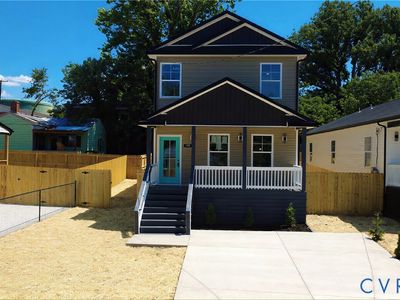 330 Mars St