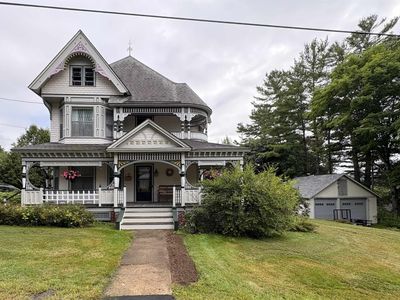 89 Bunker Hill Street