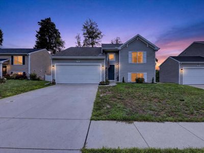 818 Strauss Ct