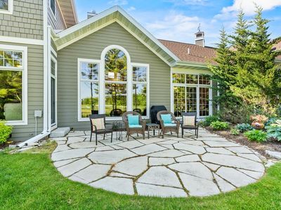 7042 Pinestraw Dr Unit 2