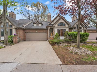 852 N Beech Daly Rd