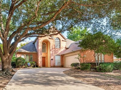 2320 Kingsley Dr