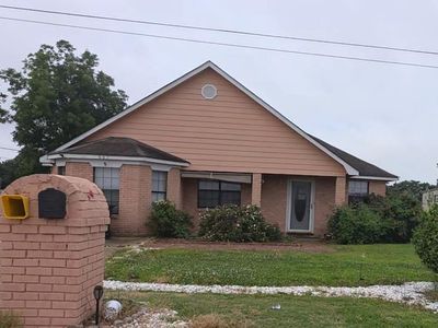603 W Martin Luther King St