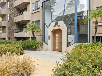 4230 Stansbury Ave APT 105